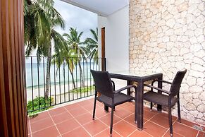 Watercolors Boracay Dive Resort