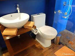 Watercolors Boracay Dive Resort