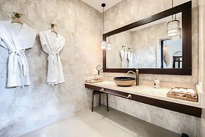 THE BLOSSOM RESORT ISLAND DA NANG - Onsen Included