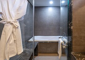 THE BLOSSOM RESORT ISLAND DA NANG - Onsen Included