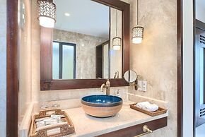 THE BLOSSOM RESORT ISLAND DA NANG - Onsen Included