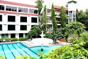 Seashore Pattaya Resort