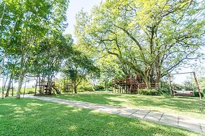 Nut Grove Boutique Hotel