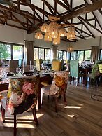 Nut Grove Boutique Hotel