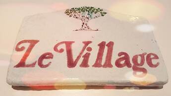 Hôtel Le Village