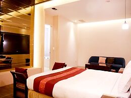 Moonshy Boutique Motel