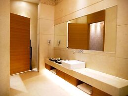 Moonshy Boutique Motel