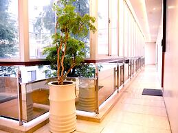 Moonshy Boutique Motel