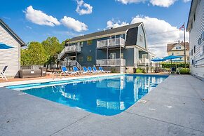 The Lighthouse Inn & Suites