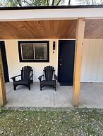 Saratoga Garden Motel