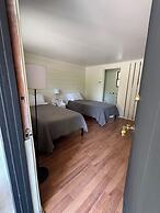 Saratoga Garden Motel