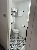 Saratoga Garden Motel