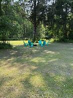 Saratoga Garden Motel