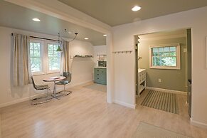 The Lodge at the Cove