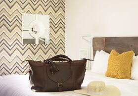 The Lodge at the Cove