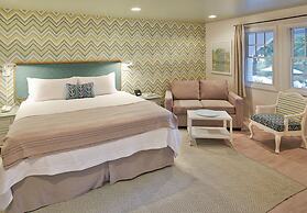 The Lodge at the Cove