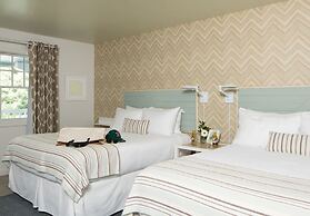 The Lodge at the Cove