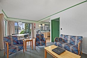 Emmanuel Holiday Apartments