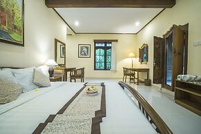 Nyoman Sandi Guest House