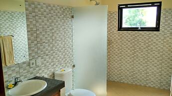 Nyoman Sandi Guest House