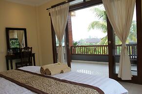Nyoman Sandi Guest House