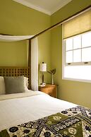 Ka'awaloa Plantation Bed & Breakfast