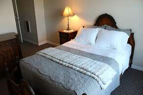 Honeycomb Bed & Breakfast