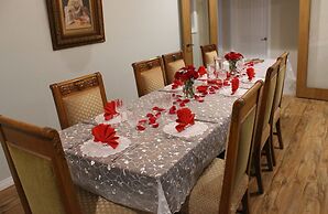 Honeycomb Bed & Breakfast