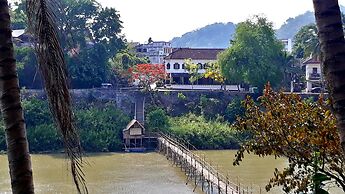 Saynamkhan River View