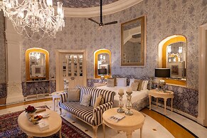 Rajmahal Palace RAAS