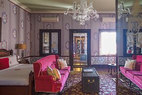 Rajmahal Palace RAAS