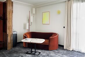 Les Bains Paris