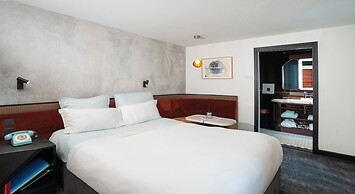 Les Bains Paris