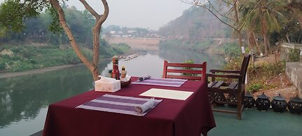Ban Lakkham River View