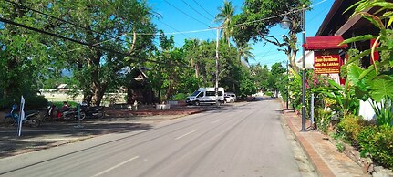 Ban Lakkham River View