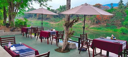 Ban Lakkham River View