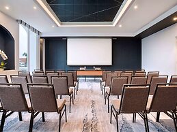 Mercure Jakarta Batavia