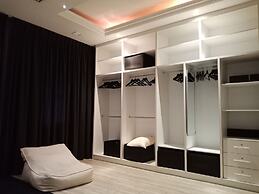 Reggae Mansion Hostel