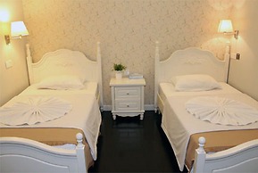 Reggae Mansion Hostel