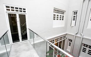 Reggae Mansion Hostel