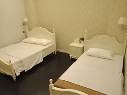 Reggae Mansion Hostel