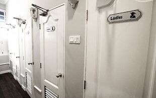 Reggae Mansion Hostel