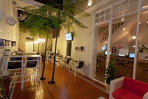 Reggae Mansion Hostel