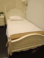 Reggae Mansion Hostel