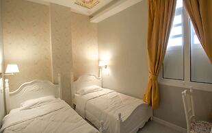 Reggae Mansion Hostel