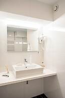 YAYS Amsterdam Salthouse Canal by Numa