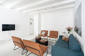 YAYS Amsterdam Salthouse Canal by Numa