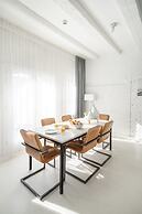 YAYS Amsterdam Salthouse Canal by Numa