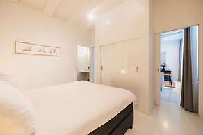 YAYS Amsterdam Salthouse Canal by Numa