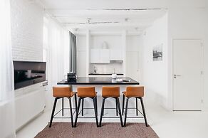 YAYS Amsterdam Salthouse Canal by Numa